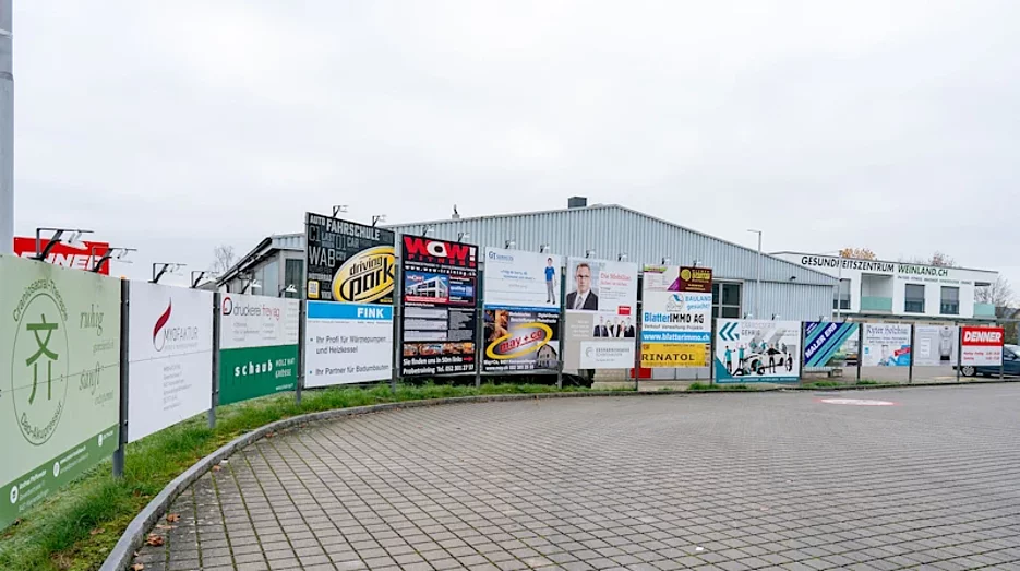 Bannerwerbung-Badertscher-Handels- und Invest AG, 8451 Kleinandelfingen