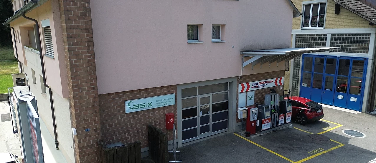 Gewerbeliegenschaft & Tankstelle - 8466 Trüllikon